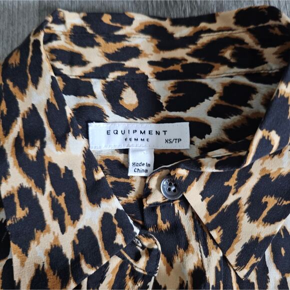 NWT Equipment Slim Signature Silk Shirt - Picture 9 of 13